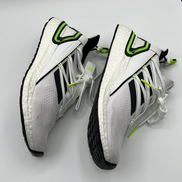 Adidas UltraBoost 20 Lab Mens Running Shoes Cloud White//Signal Green GY8108 - Picture 3 of 8
